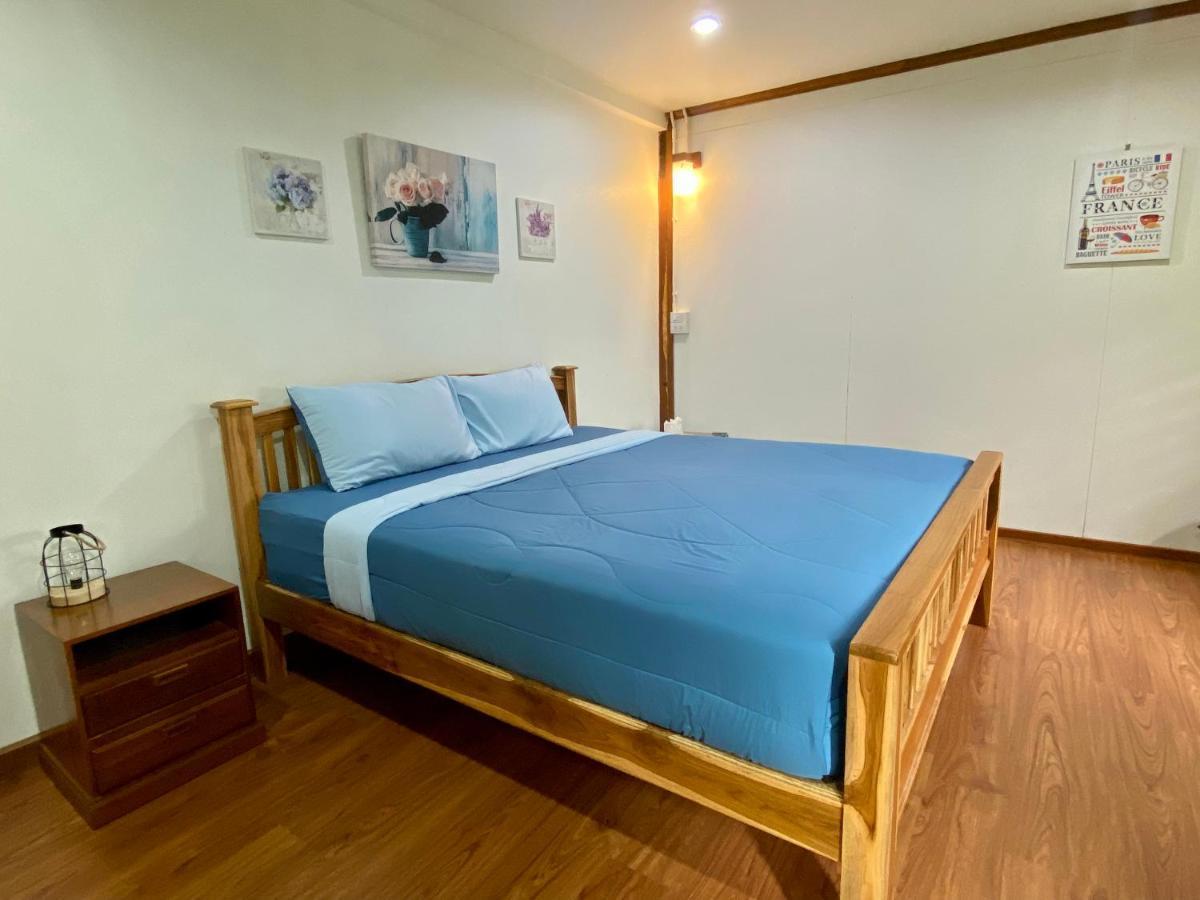 Tha Ma-O Bouteak Homestay - Self Check-In Lampang Buitenkant foto