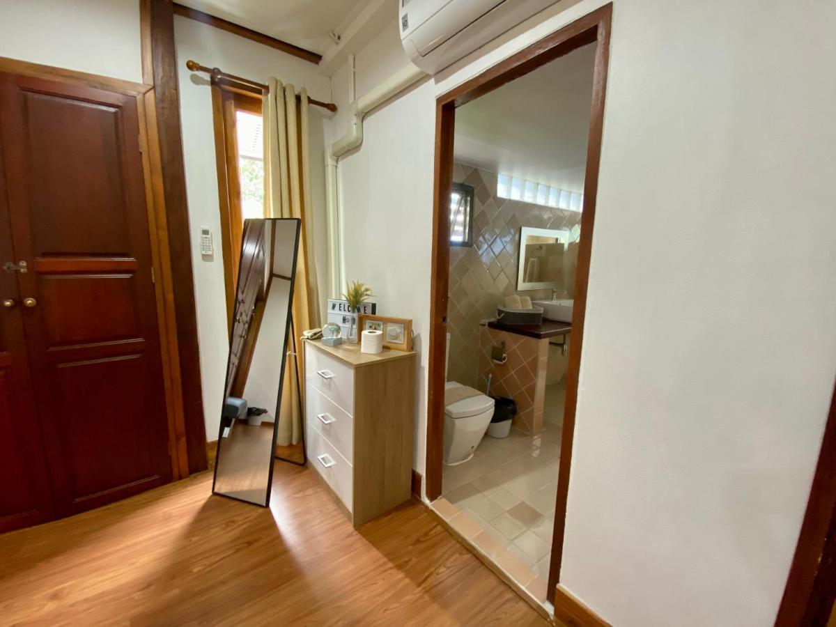 Tha Ma-O Bouteak Homestay - Self Check-In Lampang Buitenkant foto