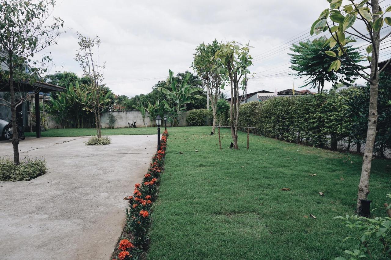 Tha Ma-O Bouteak Homestay - Self Check-In Lampang Buitenkant foto